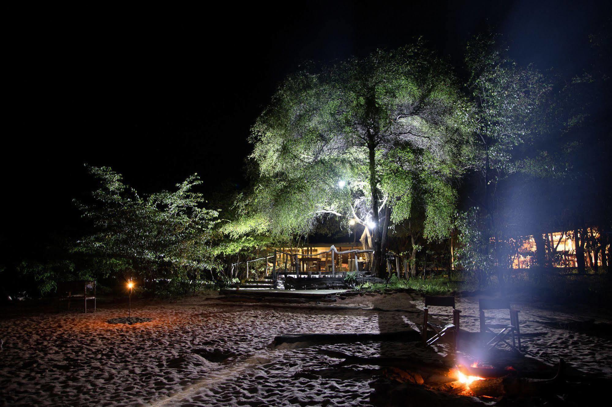 Matusadona National Park Changa Safari Camp מראה חיצוני תמונה