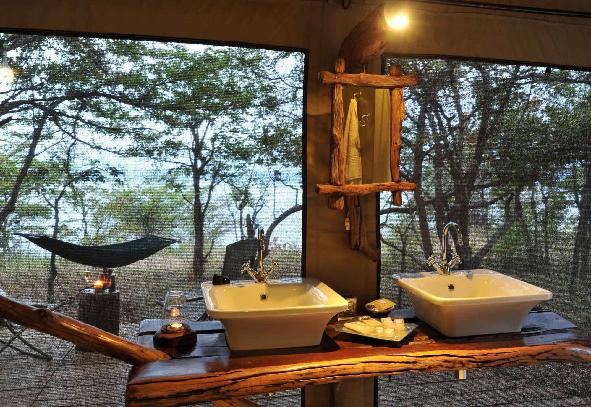 Matusadona National Park Changa Safari Camp מראה חיצוני תמונה